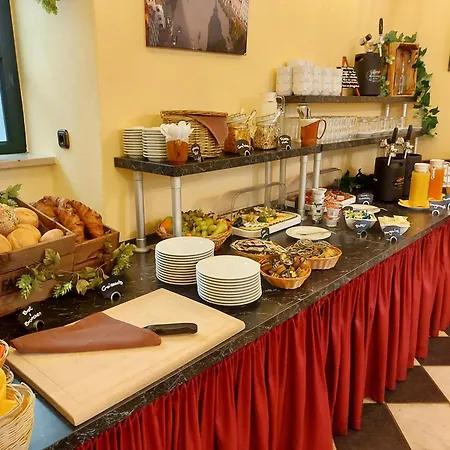 מלון Braugasthaus נאומבורג